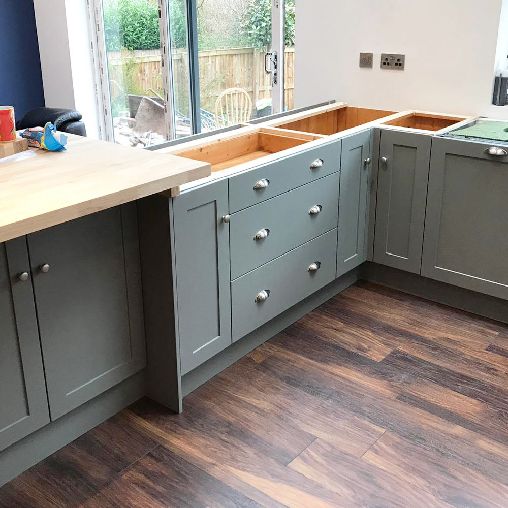 Hand Made Solid Wood Fitted Kitchens | Rainbows Furniture